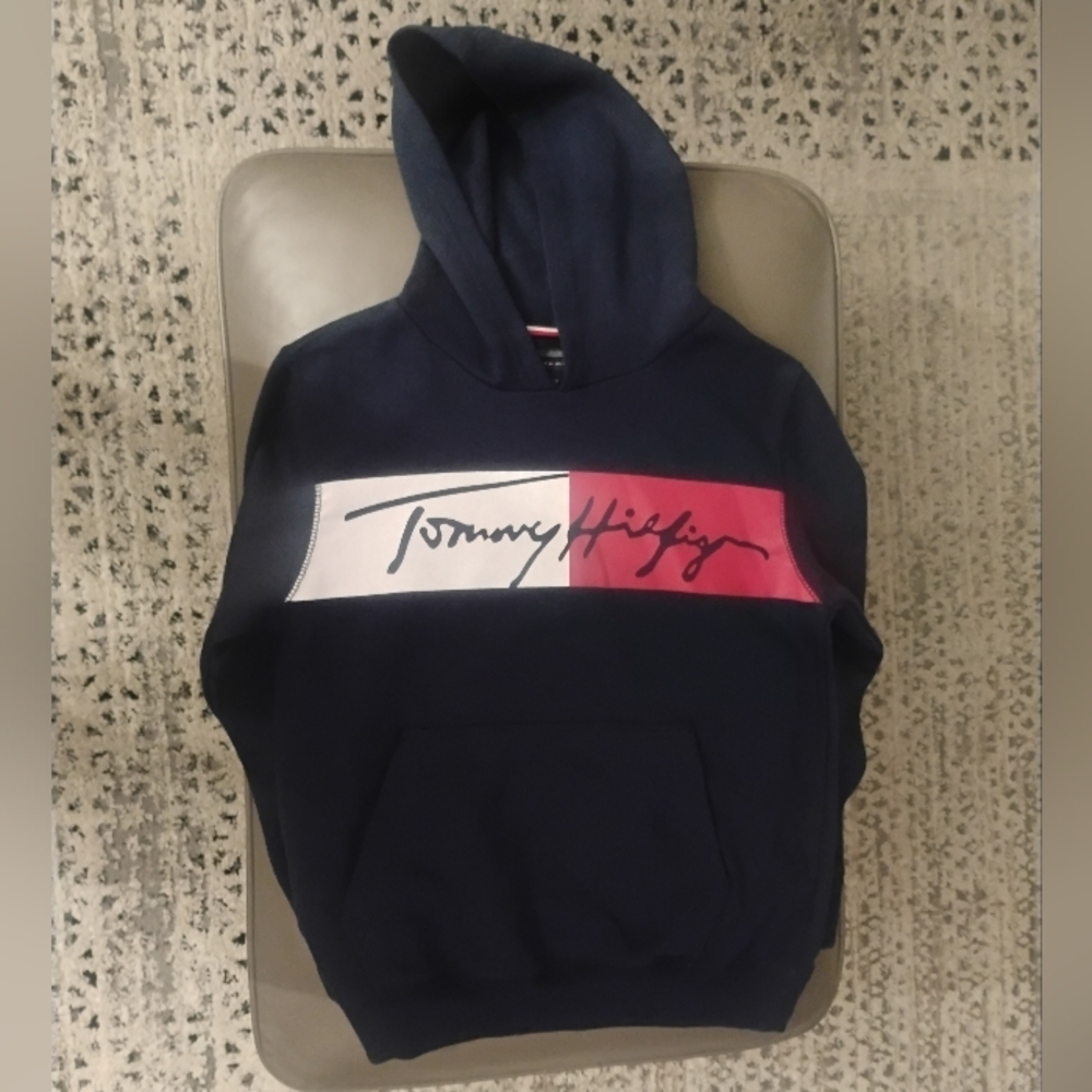 Tommy Hilfiger Chest Script Pullover Navy Blue Kids Hoodie Size M 12/14 NWT